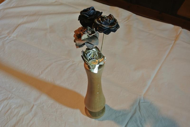 50-60/210, handgedrechselte Vase 4, aus Birnbaum, gewachst in Appenzell - Bild 1