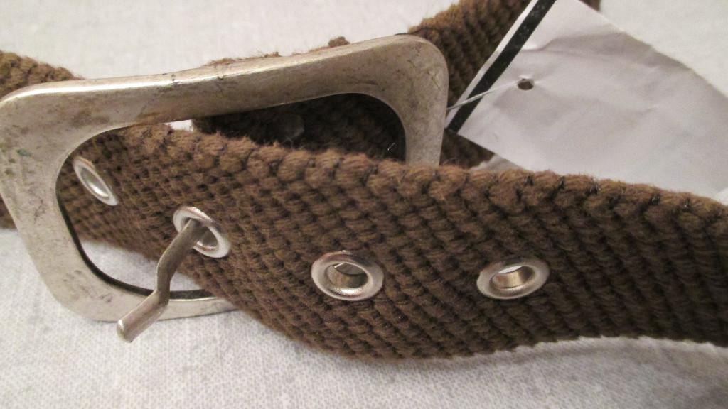 Gürtel - sehr schön, neu, braun, 90 cm in Aesch - Bild 2