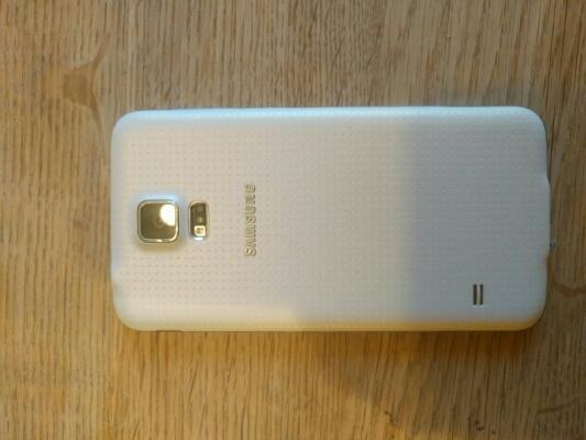 Samsung Galaxy S 5 weiss in Frauenfeld - Bild 3