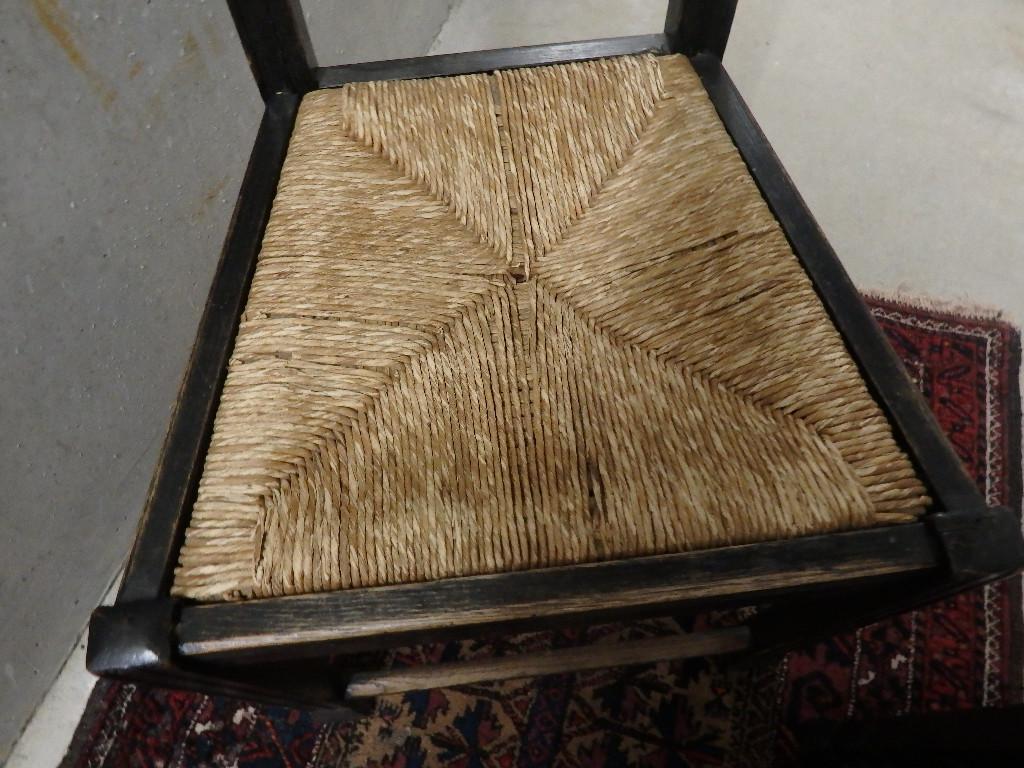 Beschreibung zwei antike Stühle aus der Künstlerkolonie Worbsw in Appenzell - Bild 6