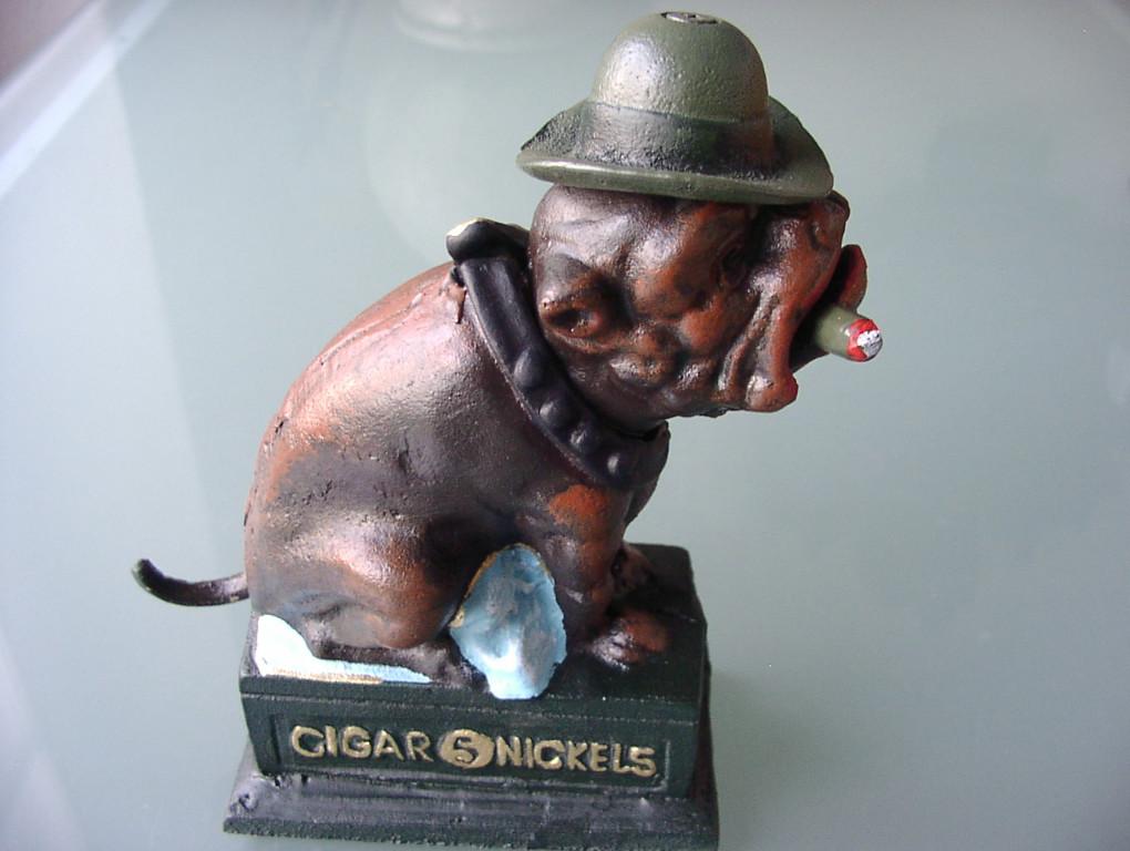 Eisen Spardose Bulldogge mit Mechanik im alten Stil H 21 cm in Appenzell - Bild 1
