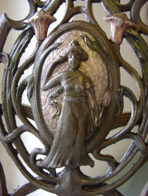 Jugendstil Eisenständer für Schaustücke wie Bild oder Buch in Appenzell - Bild 4
