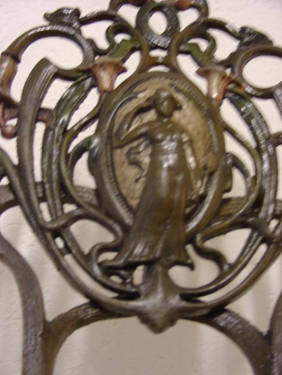 Jugendstil Eisenständer für Schaustücke wie Bild oder Buch in Appenzell - Bild 8
