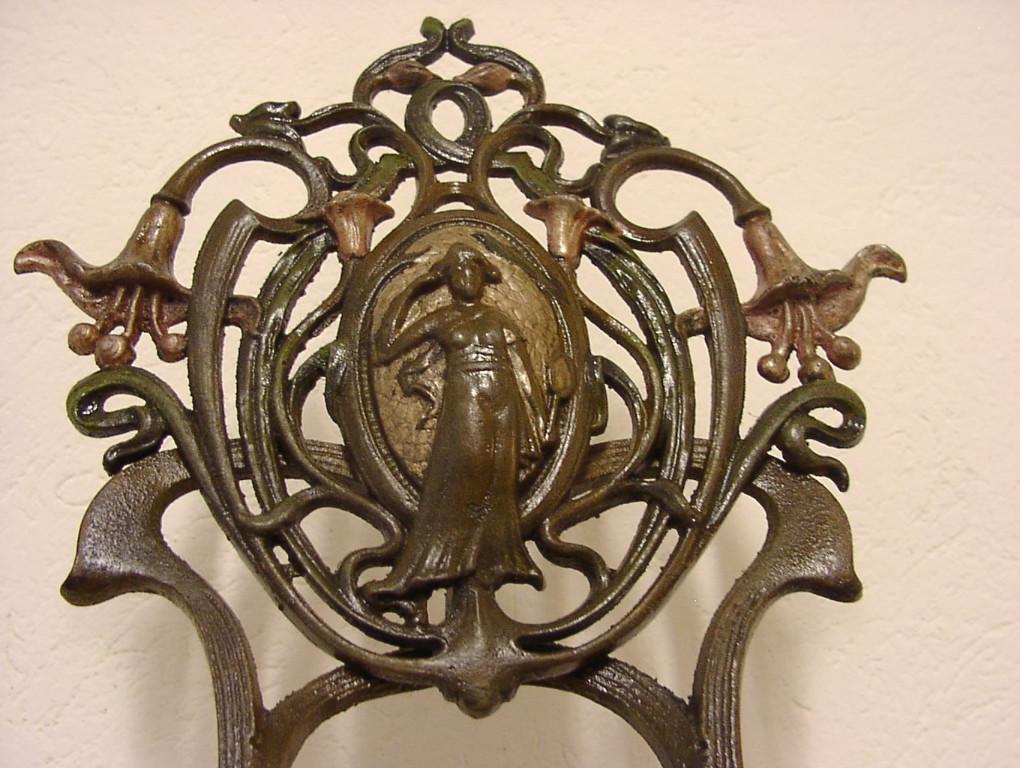 Jugendstil Eisenständer für Schaustücke wie Bild oder Buch in Appenzell - Bild 10