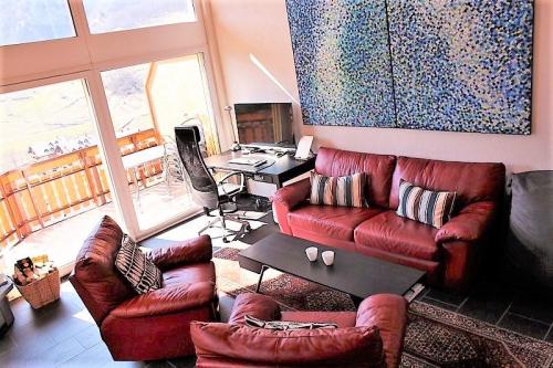 3.5-16, exklusive 3.5 Zimmerwohnung DE LUXE mit Cheminèe in Sierre - Bild 1