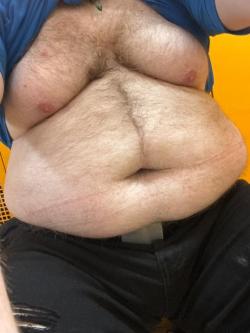 32 Chubby Hairy typ auf suche nach schwänzen in Lyss - Bild 1