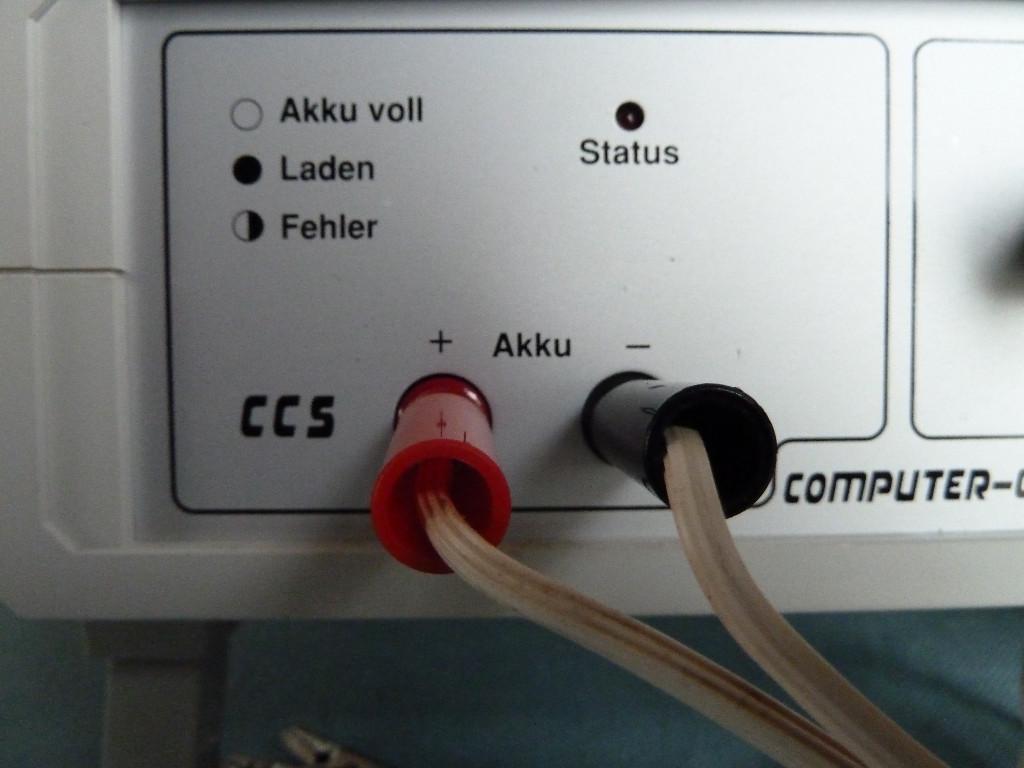 Akku Ladegerät - Conrad Elektronik - CCS 400 Fertiggerät in Urdorf - Bild 4