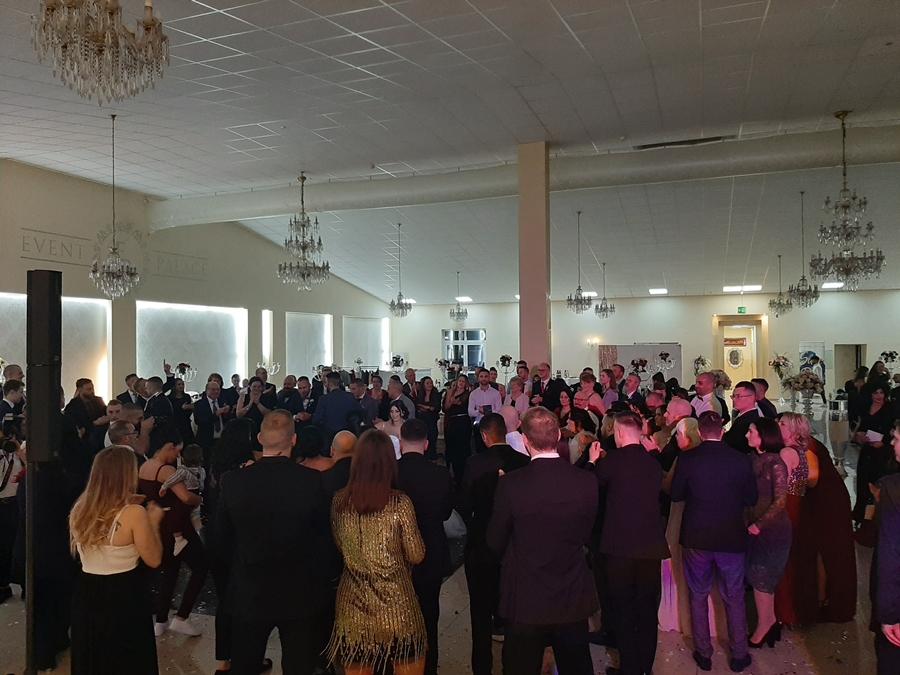 Musikalische Unterhaltung mit Italienische Internationale Musik in Emmen - Bild 9