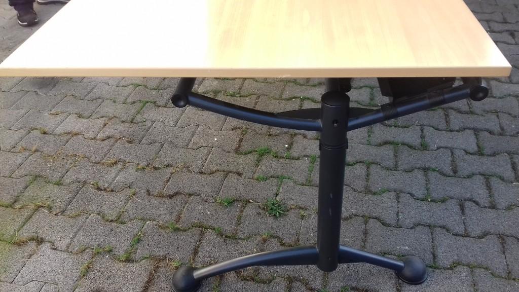 SITAG Büro-/Schreibtische höhenverstellbar! in Lenzburg - Bild 4