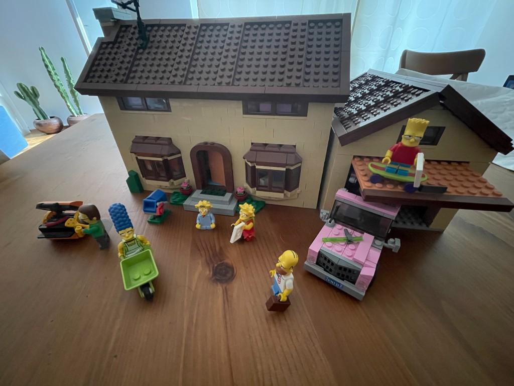 LEGO Simpsons House (71006) in Dulliken - Bild 1