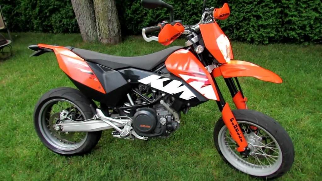 Motorrad KTM in Worb - Bild 1