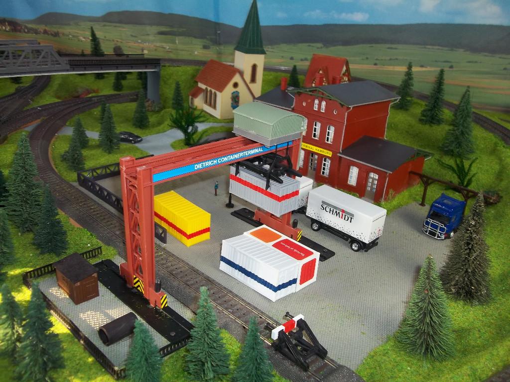 Märklin H0 C-Gleis Digital Modelleisenbahn Komplettanlage Fertig in Allschwil - Bild 3