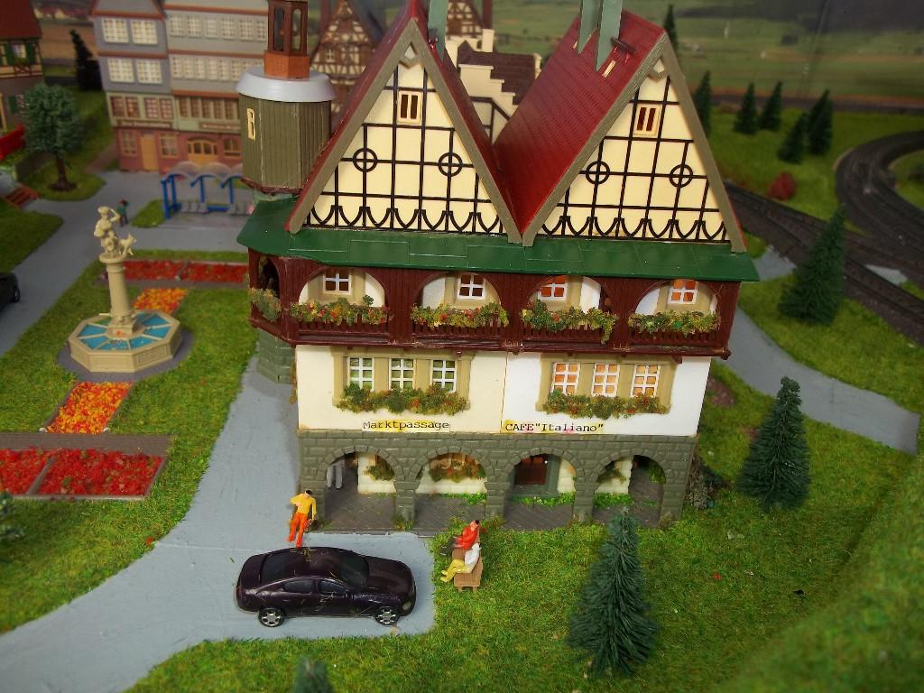 Märklin H0 C-Gleis Digital Modelleisenbahn Komplettanlage Fertig in Allschwil - Bild 11