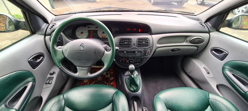 Renault Megane in Olten - Bild 4