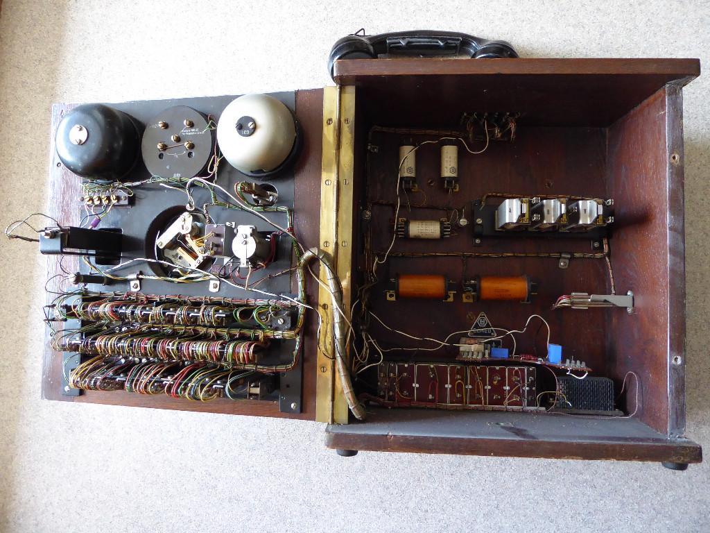 Telefon Mess - und Prüfstation von 1930 in Basel - Bild 7