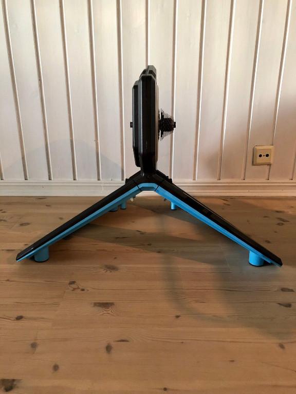 Tacx Neo 2T in Belp - Bild 4