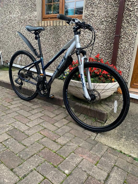 Carrera Crossfire 2 Hybrid in Dübendorf - Bild 2