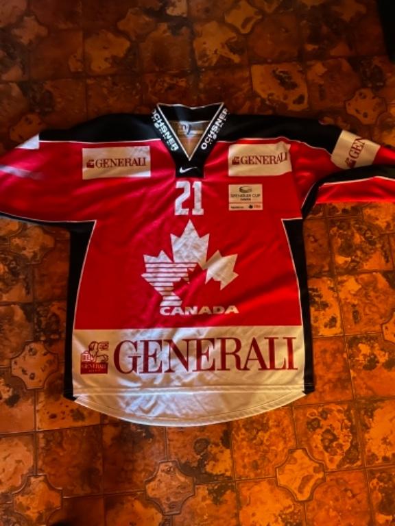Trikot Team Canada Spenglercup in Bülach - Bild 1