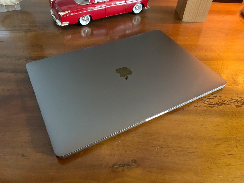 Mac Book Pro 15 2016 (i7 2.6GHz, 2xGrafikk. Intel & Radeon) in Urdorf - Bild 3