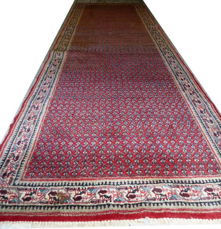 Sarough Teppich Iran 350 x 108 cm rot - beige Handgeknüpfter Pe in Zürich - Bild 1