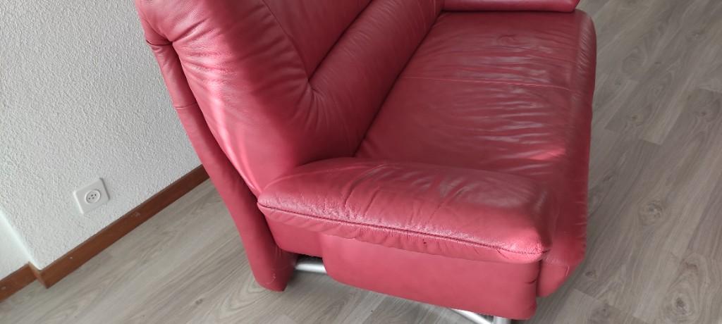 Designer Ledersofa 2 er und 3 er Rot in Willisau - Bild 4