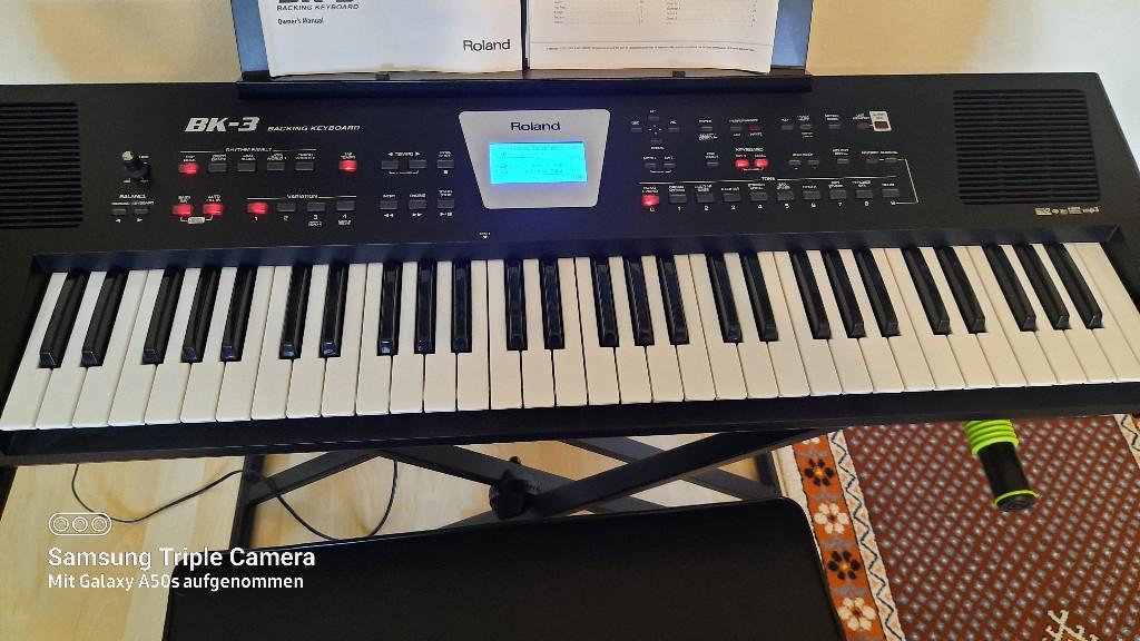 Keyboard Roland BK-3 in Basel - Bild 2