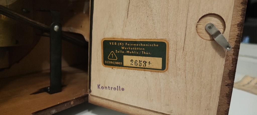Kaminuhr Made GDR 1963 wunderbarer Klang in Kriens - Bild 7