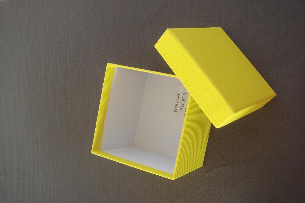 Schöne Geschenkboxen/-beutel /-papier zum Basteln oder Verpacken in Urdorf - Bild 3