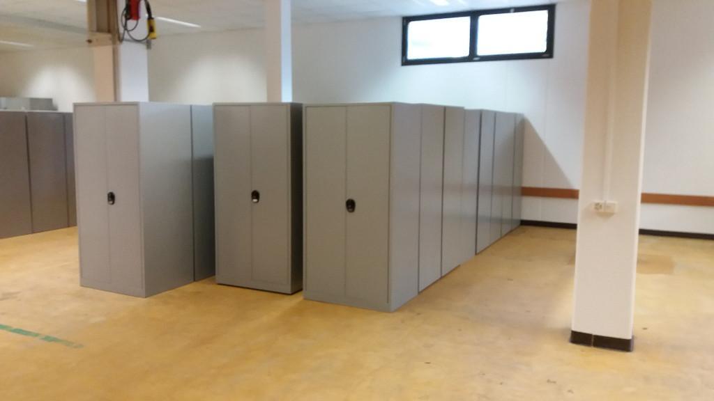Metallschrank kein Lista extratief 65cm XXL Aktion in Brugg - Bild 5