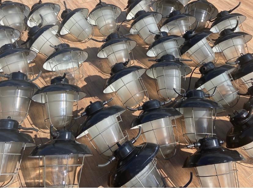Sehr schöne nostalgische Industrielampe Emailliert fabriklampe in Willisau - Bild 10
