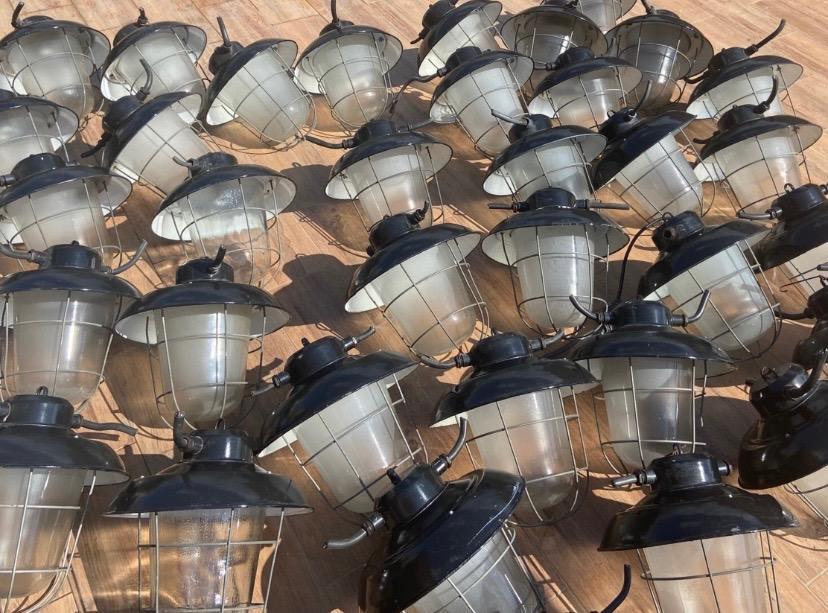 Sehr schöne nostalgische Industrielampe Emailliert fabriklampe in Willisau - Bild 13