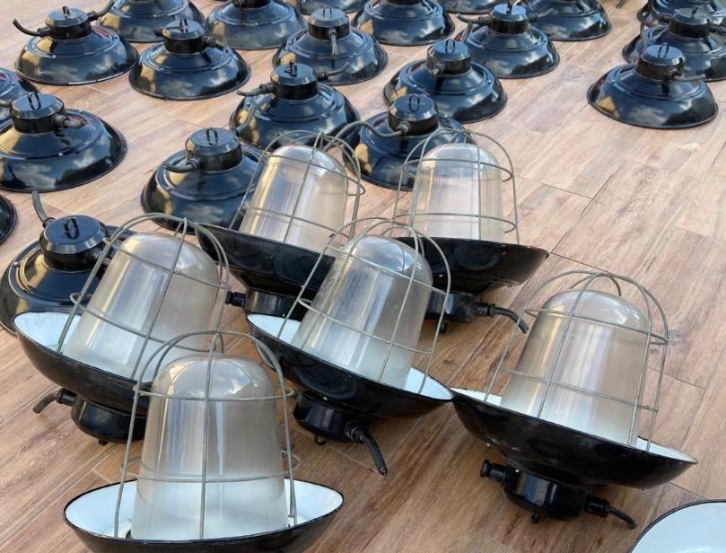 Sehr schöne nostalgische Industrielampe Emailliert fabriklampe in Willisau - Bild 14