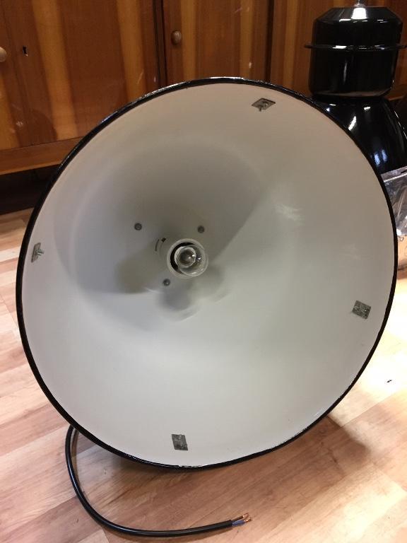 Industrielampe fabriklampe Werkstattlampe 50 ér Jahre in Urdorf - Bild 9