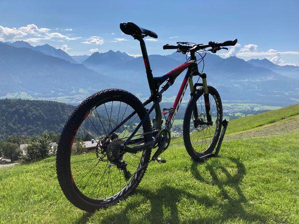 Scott Spark 710 Fully Mountainbike in Regensdorf - Bild 1