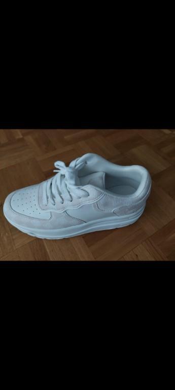 Chaussures hautes in Genf - Bild 3