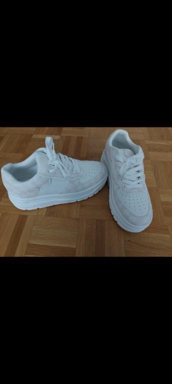 Chaussures hautes in Genf - Bild 5