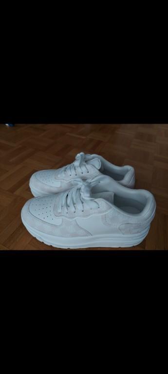 Chaussures hautes in Genf - Bild 6
