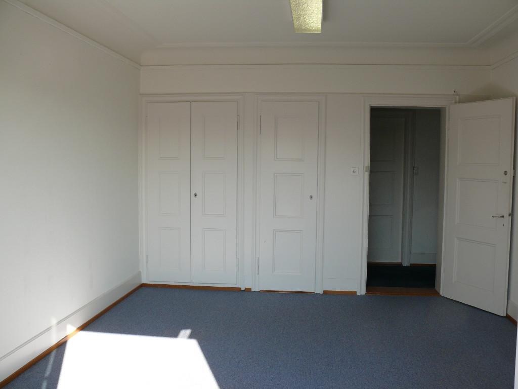 Büro mit Balkon 21 m2 Zürich Seefeld - top Lage, ruhig, hell in Regensdorf - Bild 2