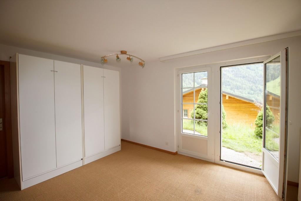 2.5-06, helle 2.5 Zimmerwohnung mit sonniger Terrasse in Sierre - Bild 1
