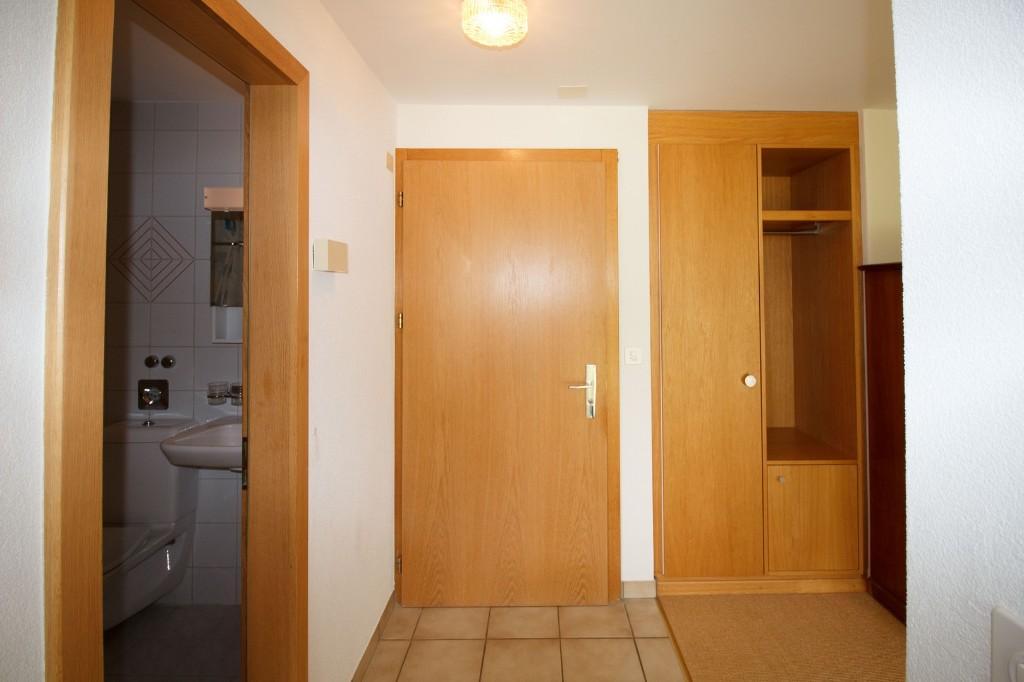2.5-06, helle 2.5 Zimmerwohnung mit sonniger Terrasse in Sierre - Bild 7