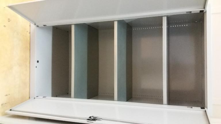 Lista Metallschrank B 90 T 65 H 183cm, neues Modell in Brugg - Bild 1
