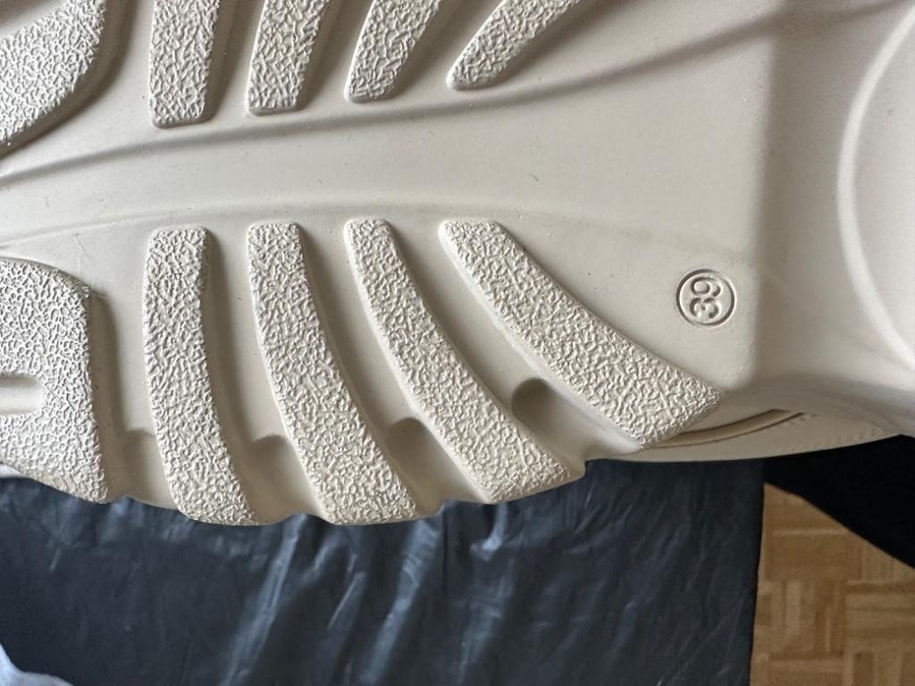 Buffalo London Schuhe in Beige mit Plateau - Fast Neu! Grösse 39 in Biel - Bild 3