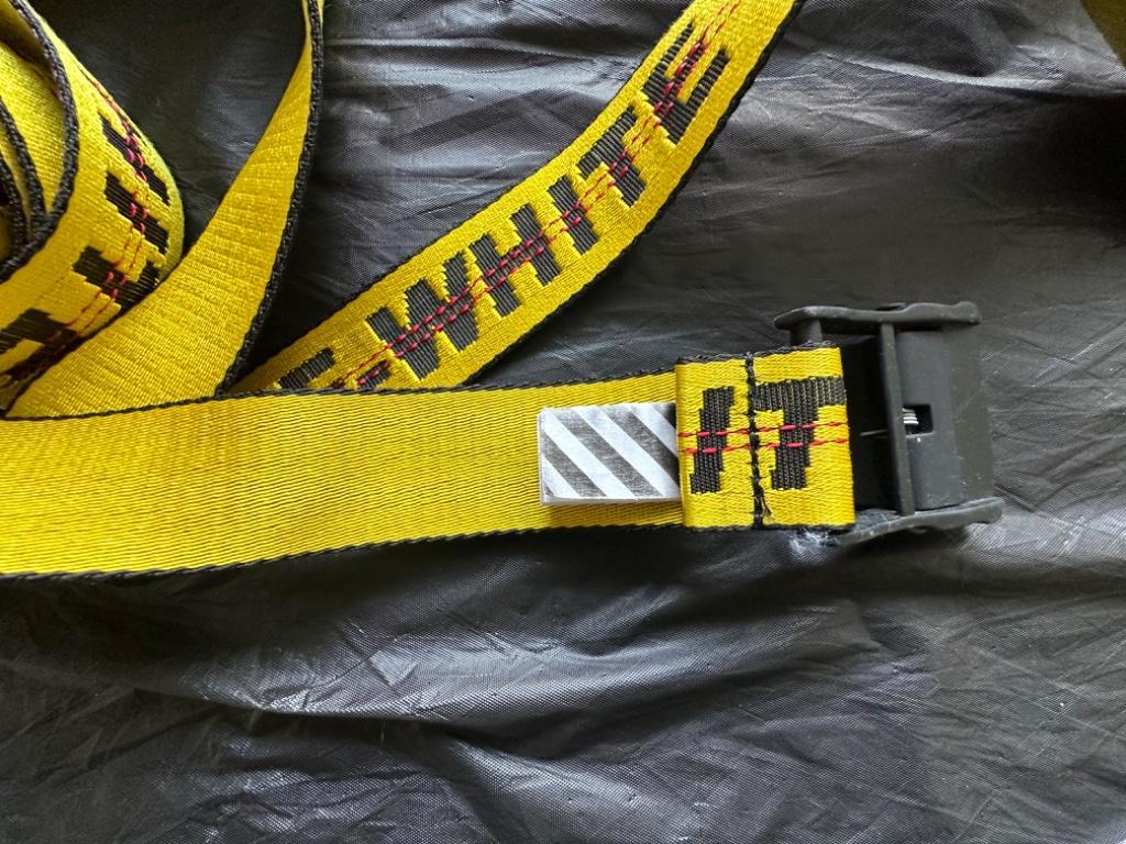 Off-White Industrial Belt in Gelb, Original, guter Zustand in Biel - Bild 5