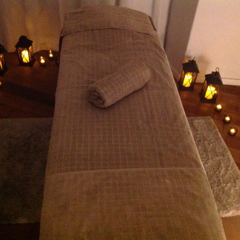 Massage zum Geniessen 1 Stunde 70 Fr in Stäfa - Bild 2