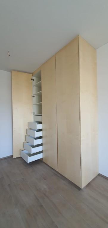 Handwerker-Rentner-Schreiner-Montage in Aesch - Bild 3