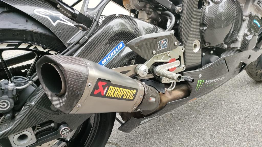 Verkaufen BMW S1000r in Worb - Bild 3