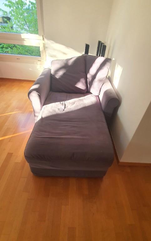 Liegesofa Farbe Grau zum Verkauf bei Abholung in 8032 ZH in Zürich - Bild 4
