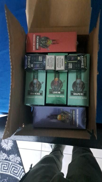 Vapes Vape diverse Modelle siehe bilder in Urdorf - Bild 9