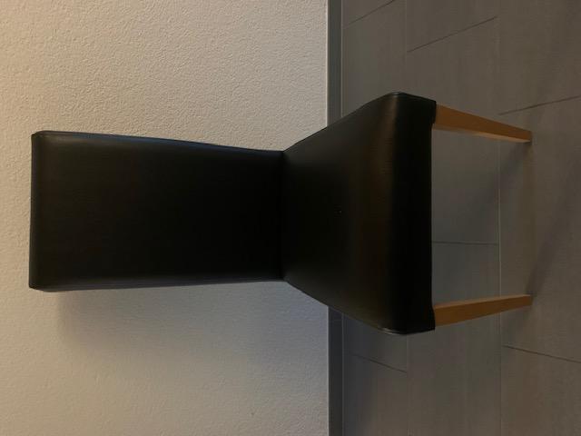 Stühle 6 Stk - Buche/Kunstleder schwarz in Buchs - Bild 1