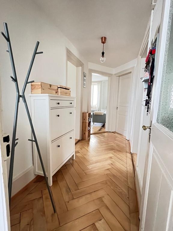 möblierte Wohnung mit Balkon 2.12.2024 bis 29.1.2025 in Luzern - Bild 3